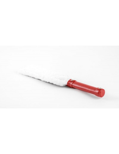 Красно-белая двустороння шлепалка из натуральной кожи и меха - 35 см.