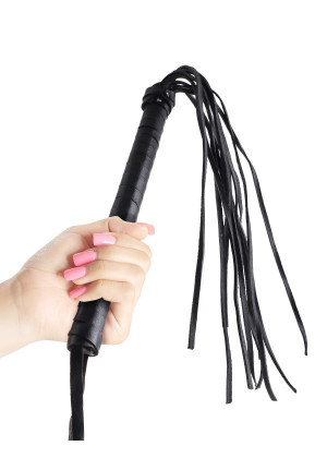 Чёрная кожаная плетка Cat-O-Nine Tails - 63,5 см.