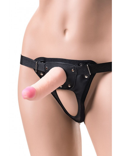 Телесный страпон на трусиках Realstick Jax - 17,9 см.