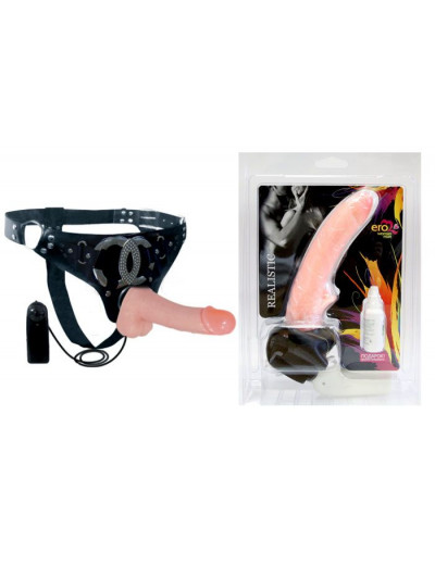 Реалистичный фаллоимитатор телесного цвета на трусиках Harness - 16,5 см.