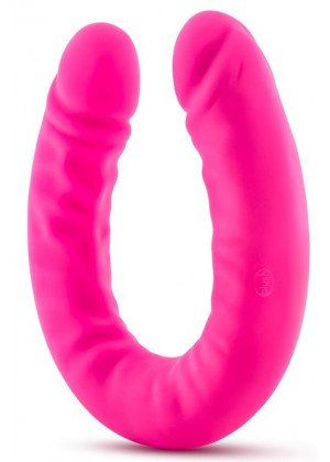 Розовый двусторонний фаллоимитатор 18 inch Silicone Slim Double Dong - 45,7 см. 